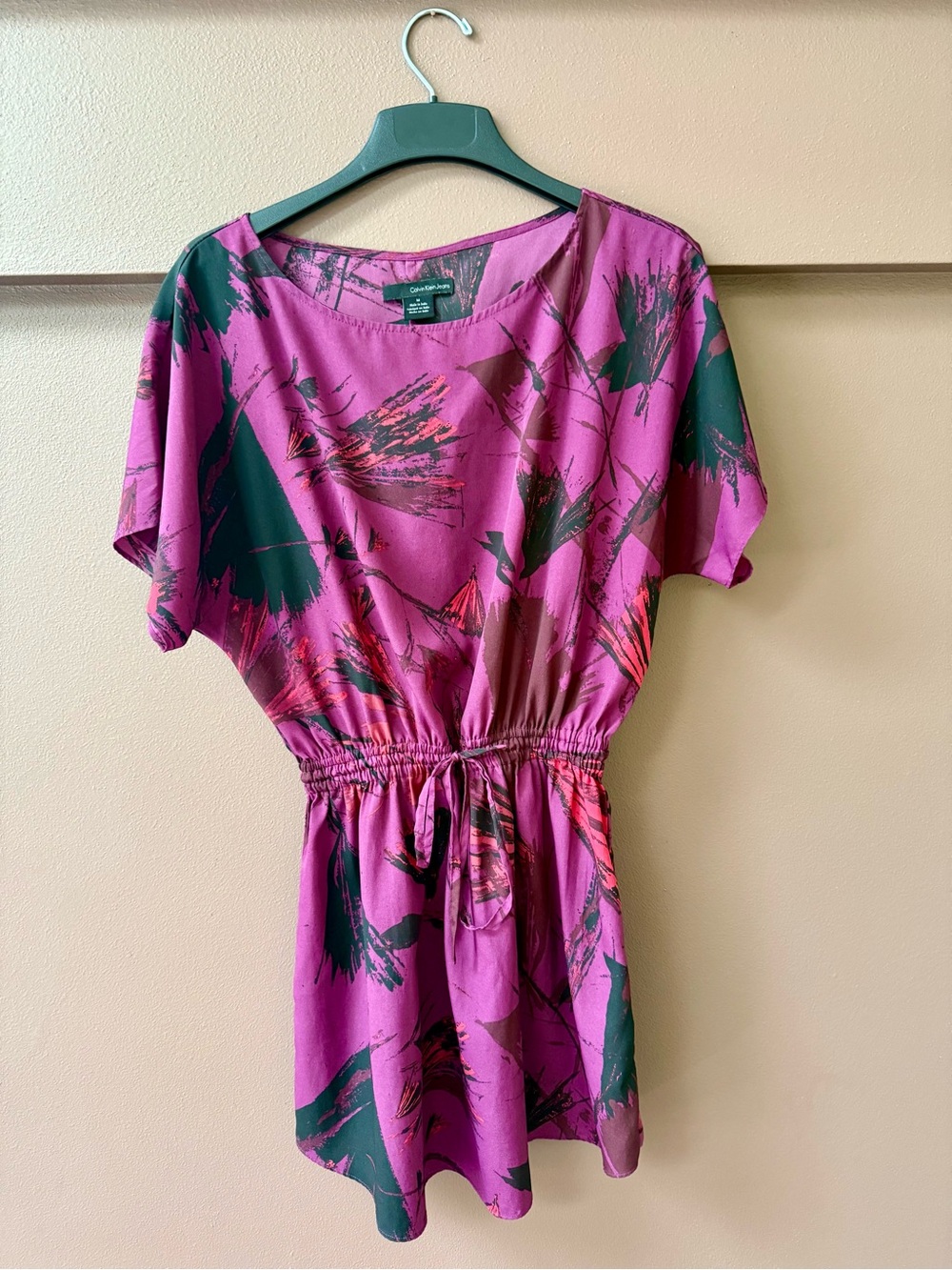 Calvin Klein Jeans Magenta and Dark Green Abstract Cinch-Waist Mini Dress